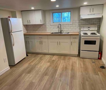 For Lease - 5715 Highland Avenue Unit# LOWER UNIT, Niagara Falls, O... - Photo 3