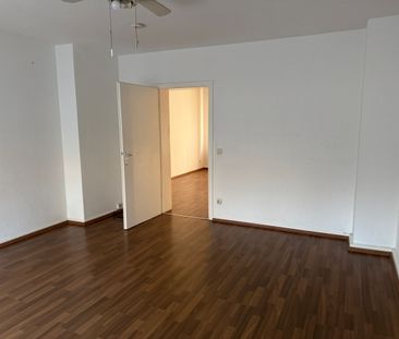 Essen Frohnhausen Grenze Holsterhausen. Erdgeschoss. Für Selbstreno... - Foto 6