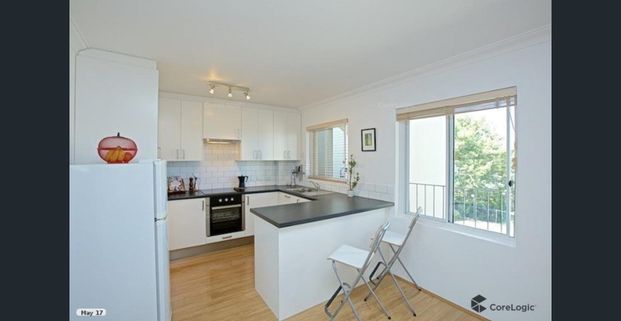 South Scarborough with Valley Views - Photo 1