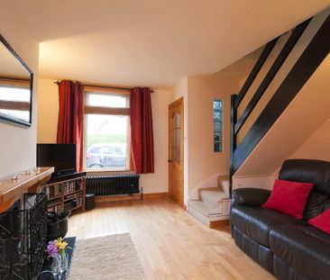 22 Broadway, Bangor, BT20 4QZ - Photo 2