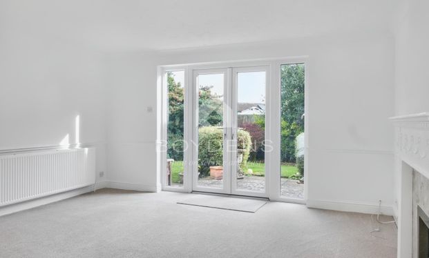 Avocet Close, East Road, Colchester - Photo 1