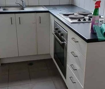 Modern City Living at 64A Abel Smith Street - Photo 3