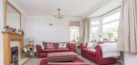 3 bedroom detached house to rent - Photo 2