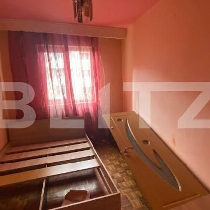 Apartament 3 camere, 65 mp, decomandat, zona Craiovita Noua - Racheta - Fotografie 1