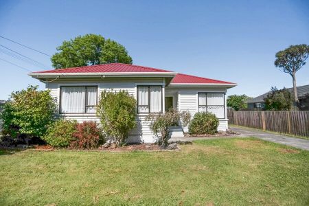 SOCKBURN – 4 BEDROOM, 1 BATHROOM - Photo 3