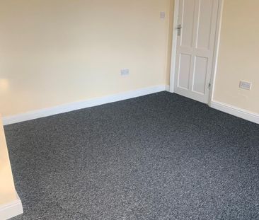 3 Bed Semi-Detached House, Tudor Road, LU3 - Photo 4