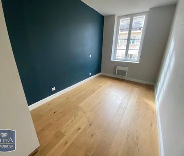 Location Appartement 2 pièces 45m² TOULON 83000 - Photo 3
