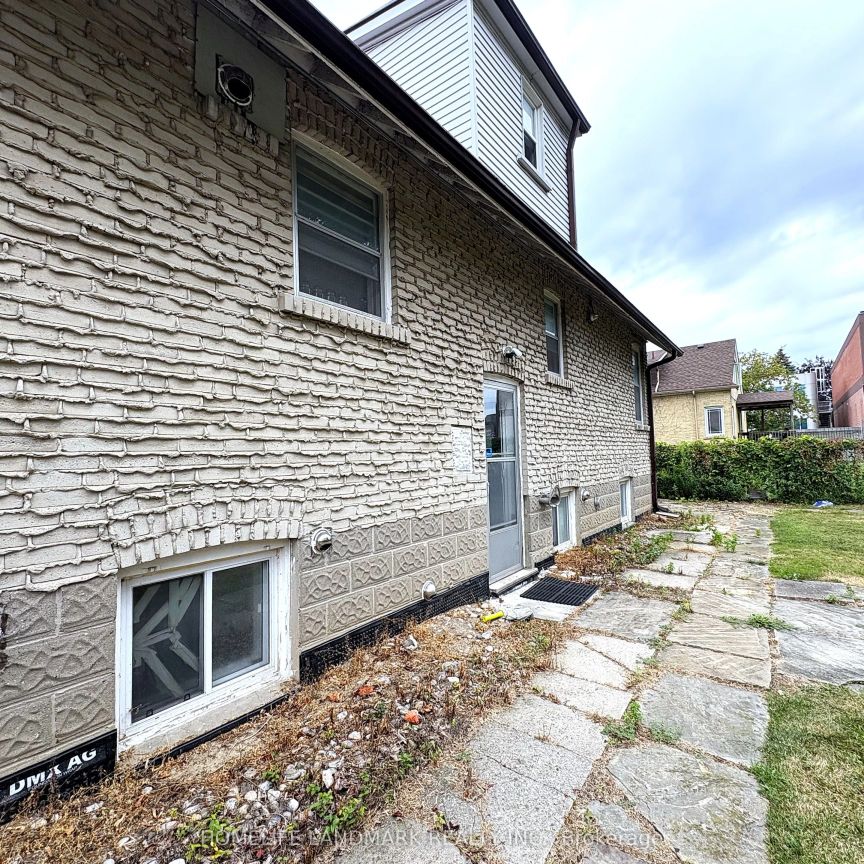 9 Lamont Avenue #Basement N - Photo 1