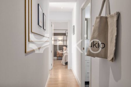 2 bedroom luxury Apartment for rent in Madrid, Spain - Photo 4