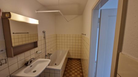 Appartement de 2.5 pièces au 5ème étage au centre de Delémont - Photo 4