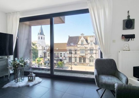 Appartement te huur - Photo 1