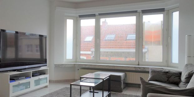 Appartement te huur in Brasschaat voor € 850 met 1 slaapkamer - Photo 1