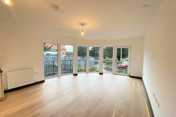 Station Hill - Photo 1