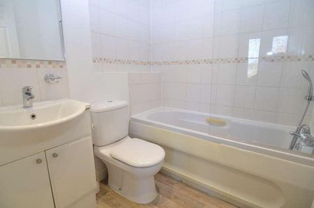 Cromwell Close, Bromley, BR2 - Photo 3