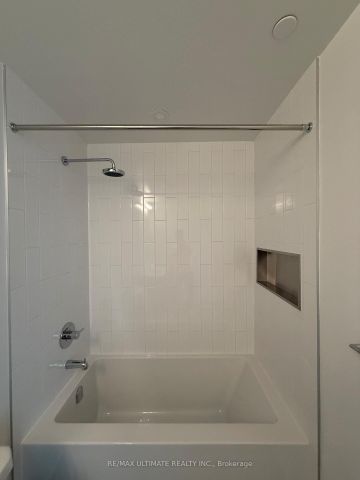 For Lease - 2485 Eglinton Avenue Unit# 703, Mississauga, Ontario - Photo 2