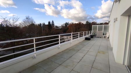 Location Appartement 4 pièces 82m² - Photo 5