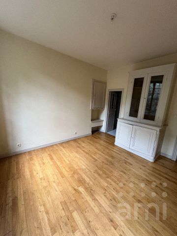 CENTRE VILLE - TYPE III AVEC TERRASSE INTERIEURE PRIVATIVE - Photo 2