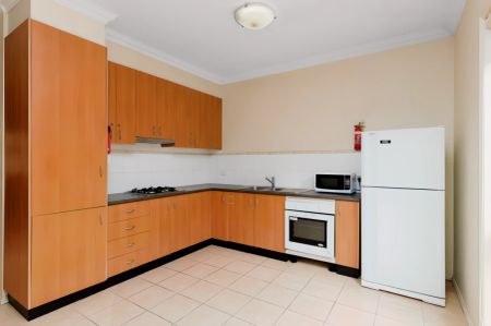 Unit 6 Townhouse - Photo 5