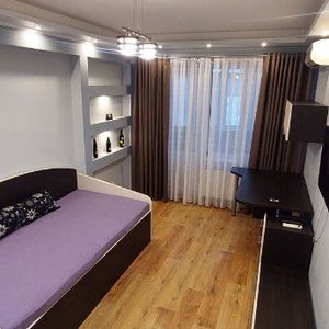 Garsoniera de inchiriat zona Tractorul - Fotografie 2