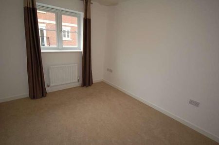 Bridge Farm Close, Mildenhall, Bury St. Edmunds, Suffolk, IP28 - Photo 5