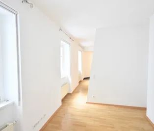 Direkt beim Stephansplatz: Schöner 1,5-Zimmer-Altbau in Ruhelage - Foto 3