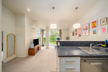 1/20 Main Road, Tawa - Photo 3