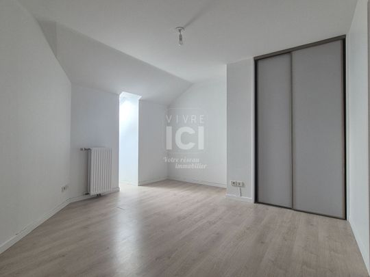 Location Appartement 5 pièces 118m² - Photo 1