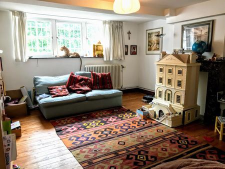 Maison de maitre - for rent - Photo 4