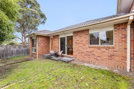3/16 Wingate Avenue, Mount Waverley VIC 3149 - Townhouse For Rent | Domain - Photo 2