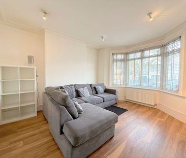 3 bedroom semi-detached house to rent - Photo 4