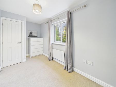 2 bedroom Town house to rent - Photo 5