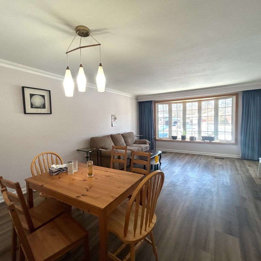 For Lease - 3527 The Credit Woodlands N/A Unit# Upper, Mississauga, Ontario - Photo 1