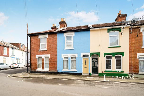 3 bedroom house to rent Goodwood Road, Southsea, PO5 - Photo 1