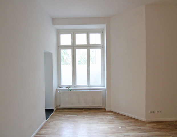 Tolle Altbauwohnung mit Dielenböden - ruhige Lage am Wehneltsteig, mit Renovierungsbedarf - Foto 1