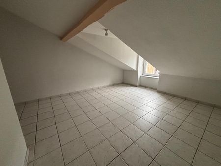 Location Appartement 4 pièces 77m² VALS LES BAINS 07600 - Photo 4