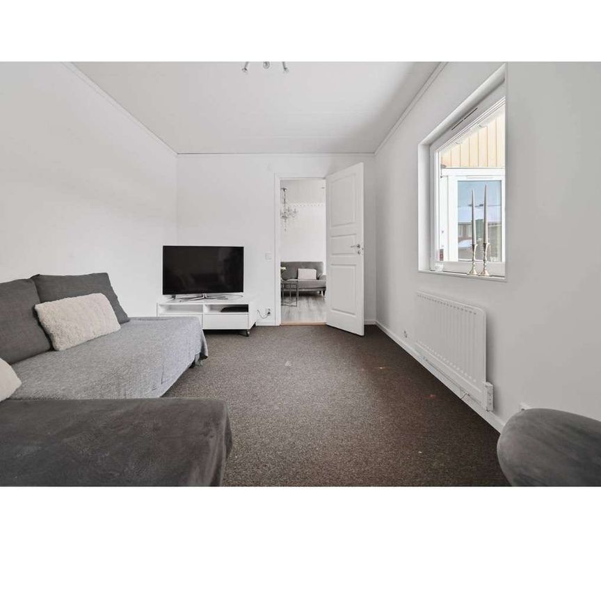 Friggagatan, Märsta - Foto 1