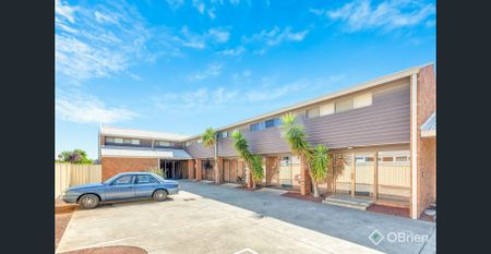 REFURBISHED 1 BEDROOM LOFT STYLE UNIT - GREAT LOCATION - Photo 2