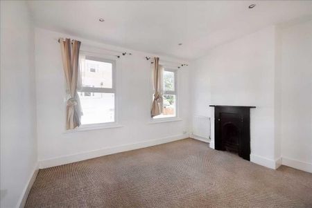 2 bedroom terraced house to rent - Photo 4