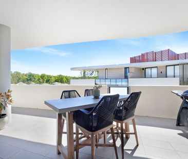 Designer Apartment Living in Glenmore Village - Photo 4