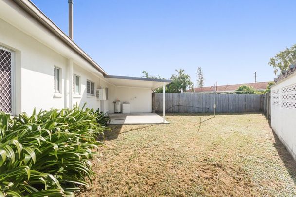1/191 Ross River Road, - Photo 1