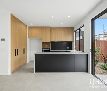 Luxury Living at Alba Residences - Brand New Townhome in Albany Creek - Photo 6