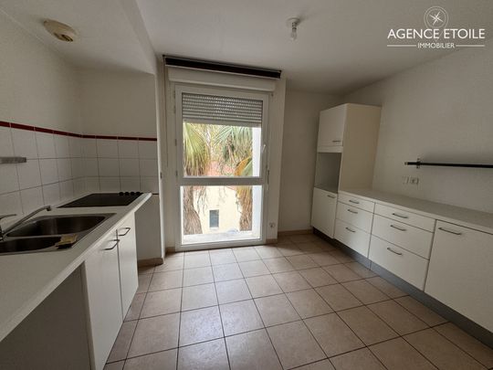 Appartement 4 pièces 134m2 MARSEILLE 8EME 2 300 euros - Photo 1