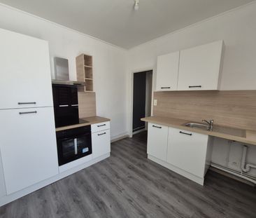 Location Maison 4 pièces 112m² LENS 62300 - Photo 3