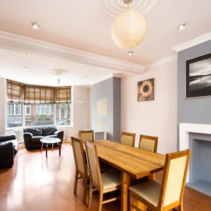3 bedroom terraced house to rent - Photo 1