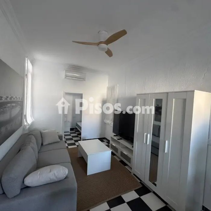 Piso en alquiler en Ciudad Jardin - Photo 1