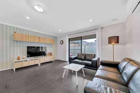 Elegance in Truganina! - Photo 3