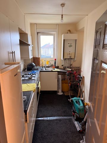 3 Bed Flat, Househillwood Crescent, G53 - Photo 5