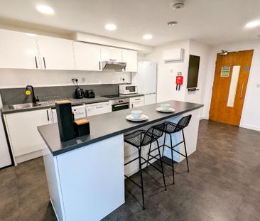 1 bedroom in a house share to rent - Photo 4