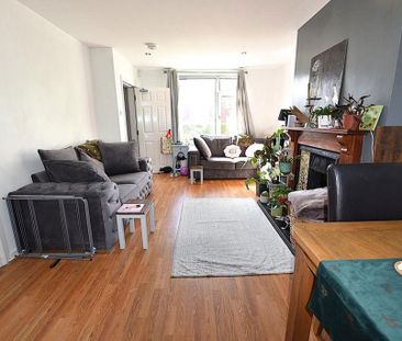 4 bedroom house to rent - Photo 2