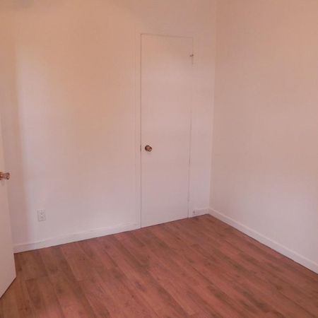 Beau 4 1/2 au Centre-ville, quartier St-Sauveur à Québec - Photo 3